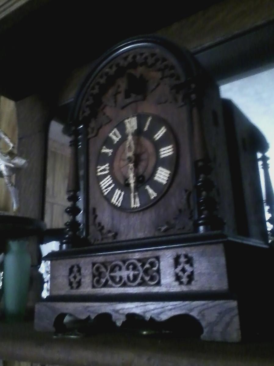 Antique Cuckoo Clock InstAppraisal